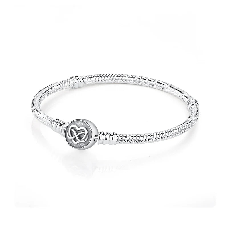 Bracelet jonc en argent 925 avec breloque cœur — Élégance intemporelle