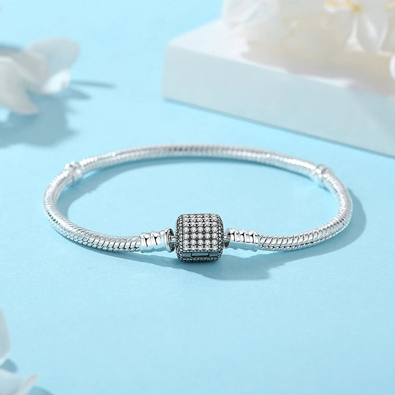 Bracelet jonc en argent 925 avec breloque cœur — Élégance intemporelle