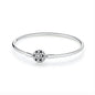 Bracelet jonc en argent 925 avec breloque cœur — Élégance intemporelle