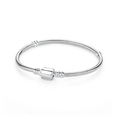 Bracelet jonc en argent 925 avec breloque cœur — Élégance intemporelle