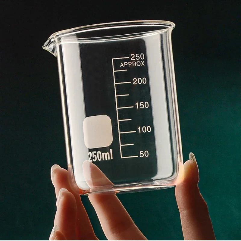 Doseur en Verre Résistant à la Chaleur – Transparent et Gradué, Pour Cuisine et Laboratoire
