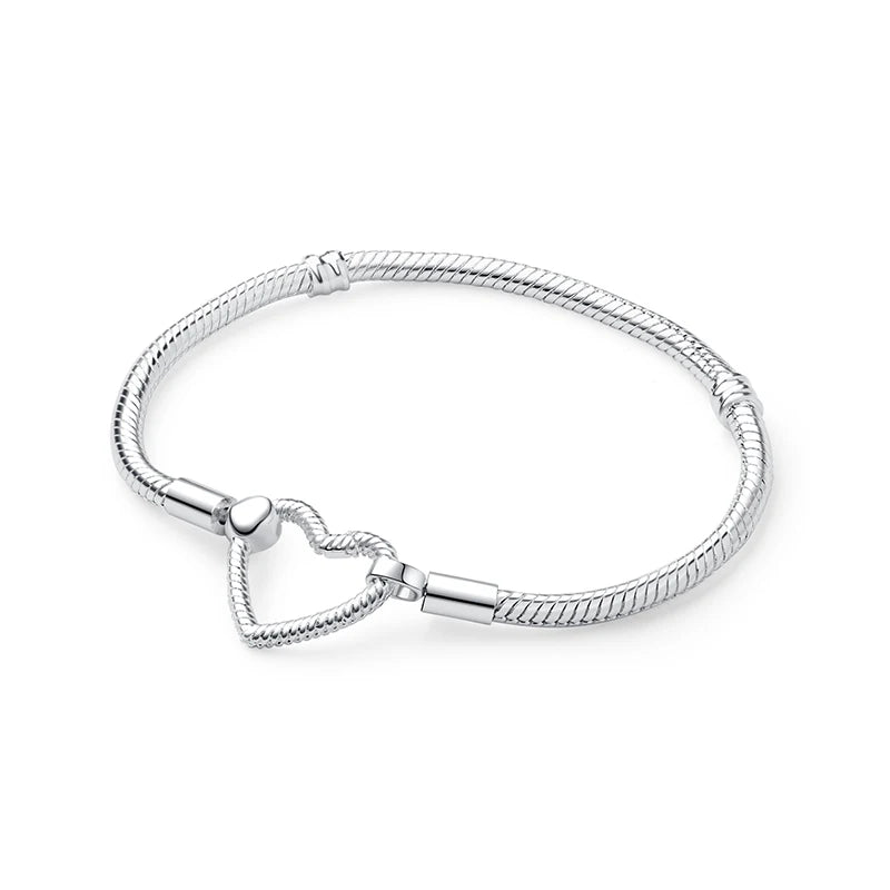 Bracelet jonc en argent 925 avec breloque cœur — Élégance intemporelle