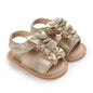 Sandales décontractées d’été avec thème doré chaussures de bébé fille à la mode, chaussures de marche confortables antidérapantes pour bébé.