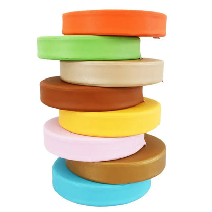 Coussin rond pratique en cuir, épais et doux, rembourré, lavable et imperméable.