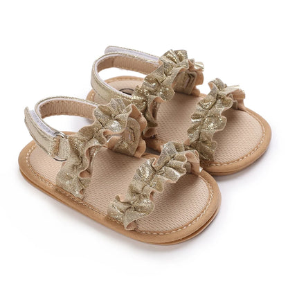 Sandales décontractées d’été avec thème doré chaussures de bébé fille à la mode, chaussures de marche confortables antidérapantes pour bébé.